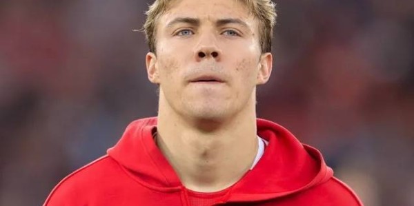 意甲豪门再添竞争者 AC米兰加入霍伊伦德争夺战 丹麦射手曼联生涯面临转折