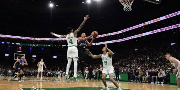 布朗35+4+8霍华德空砍30+7 凯尔特人胜魔术